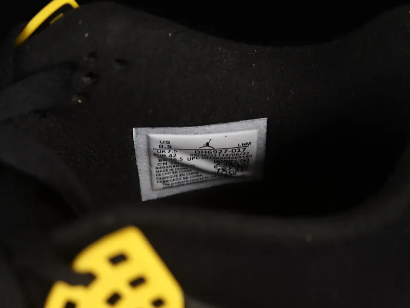 All categories Air Jordan Jordan series basketball shoes Air Jordan 4 LW version Air Jordan 4 "Thunder" AJ4 Joe 4 Thunder replica basketball shoes DH6927-017